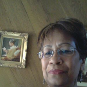 Meet your Posher, Flory